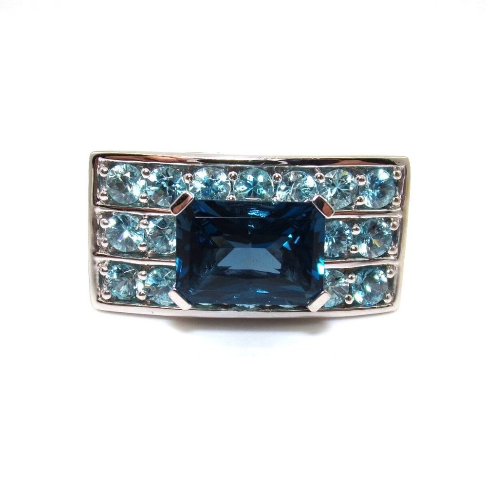 14K White Gold Ring Size 8 Light Blue London Topaz Large Cocktail Statement